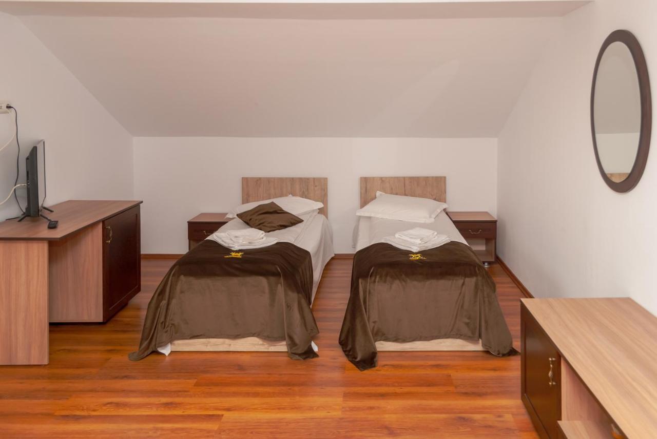 Prolex Turism Srl Bran (Brasov) Exterior foto