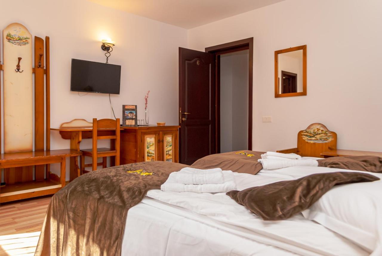 Prolex Turism Srl Bran (Brasov) Exterior foto